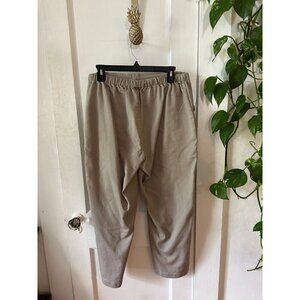 Croft & Barrow women’s size 16P short brown pants